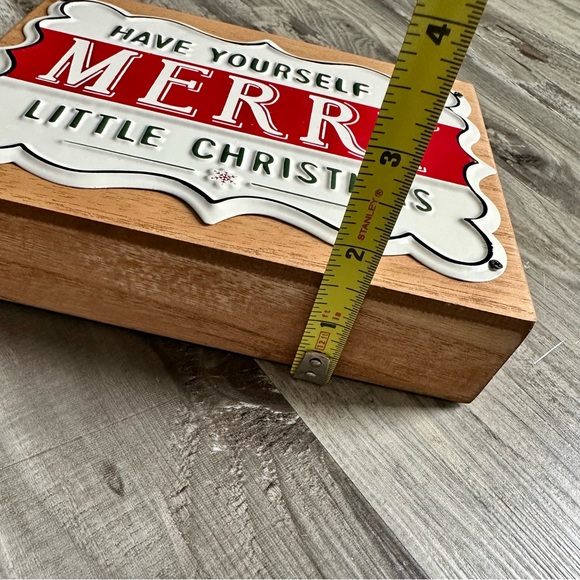 Merry Christmas Table Sign - Picture 5 of 7